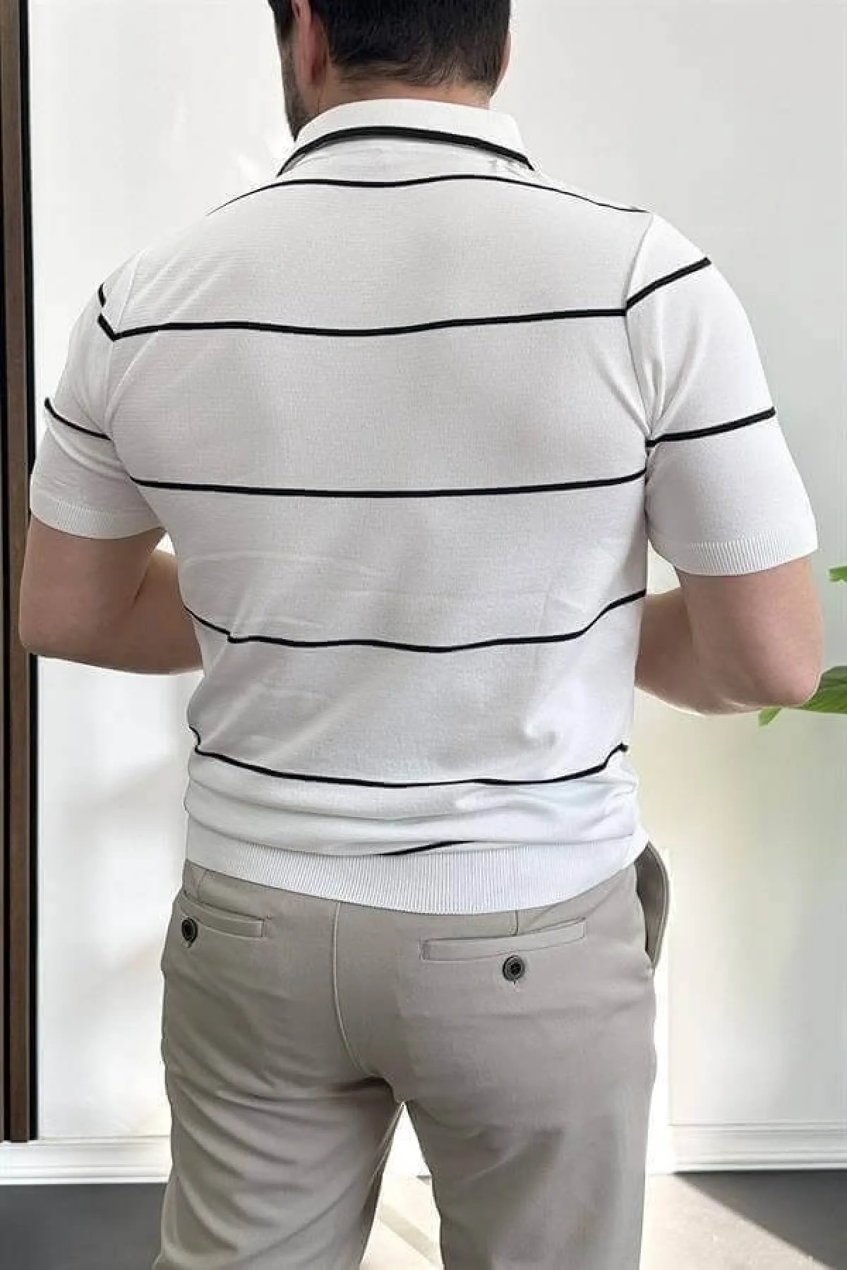 Erkek Açık Yaka Yan Çizgili Tişört Beyaz Edw259