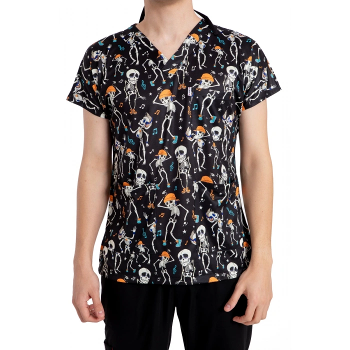 Scrubs cerrahi forma erkek tek üst dans eden iskeletler