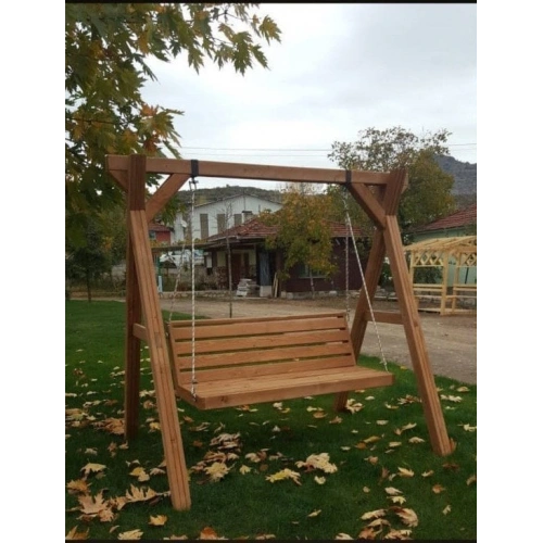 Doğal Ahşap Duru Salıncak