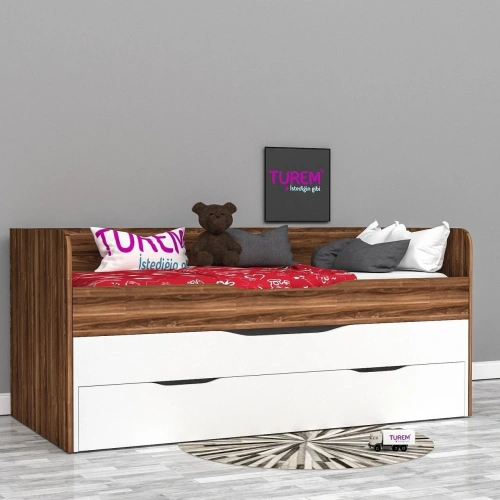 Mine Yavrulu Sedir Suntalam