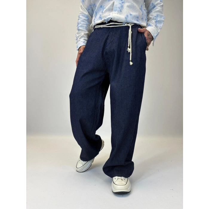 Çizgili Kuşak Detaylı Denim Pantolon