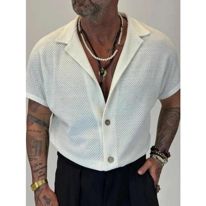 Yakası Açık Yarım Düğmeli Örme Gömlek Beyaz