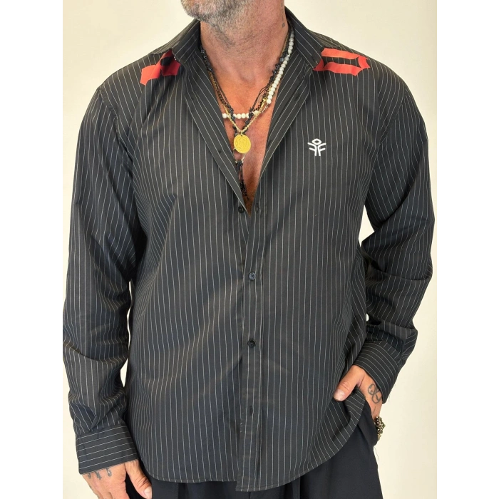 08 Baskılı Çizgili Gömlek Siyah