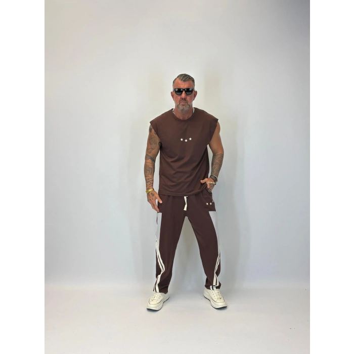 3 Stars Kolsuz Takım Kahverengi