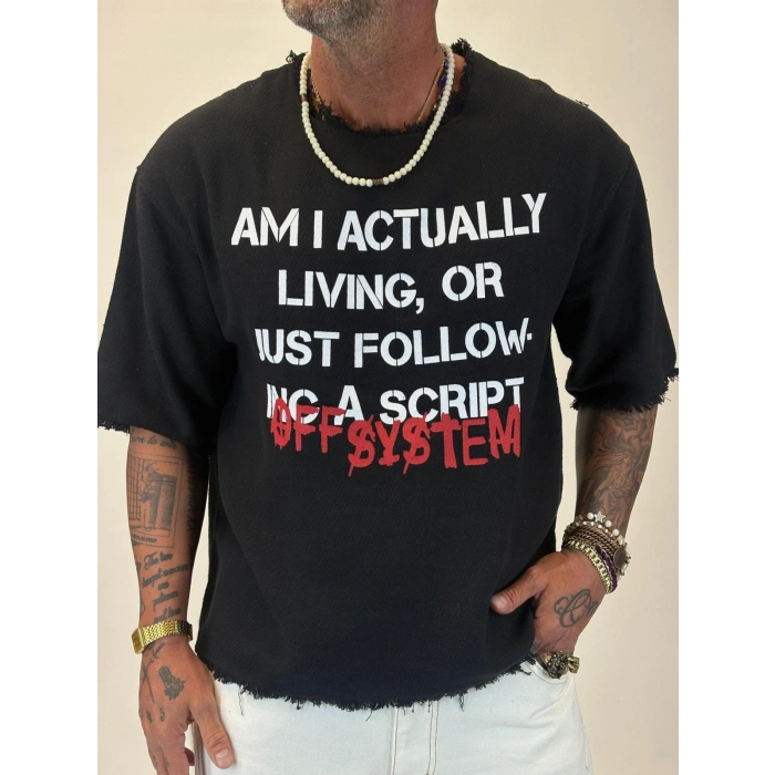 Hasır Kesik Yaka Baskılı T-shirt Siyah