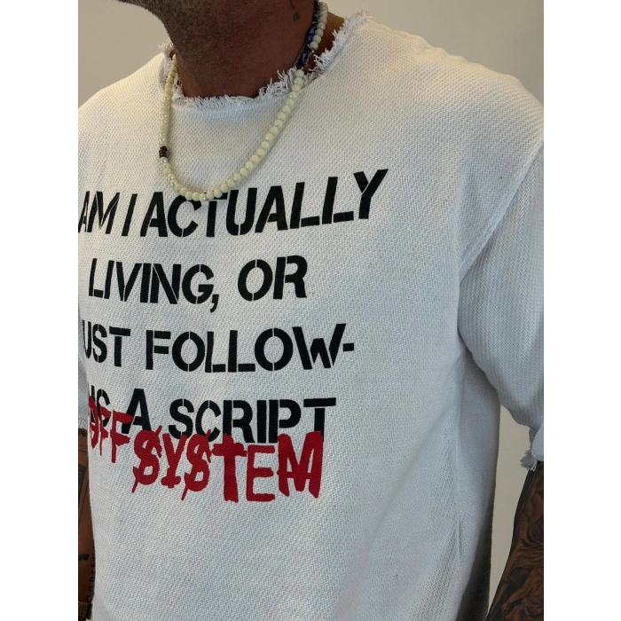 Hasır Kesik Yaka Baskılı T-shirt Beyaz