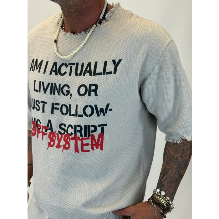 Hasır Kesik Yaka Baskılı T-shirt Gri