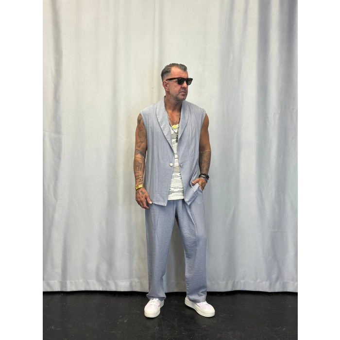 İpek Desenli Düğme Detaylı Takım Gri