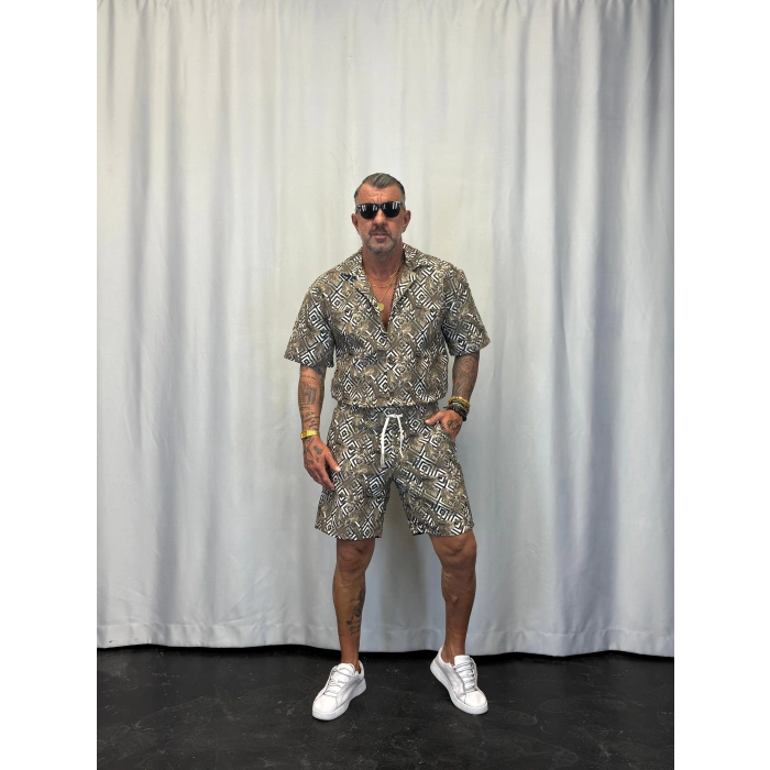 Kapitone Desenli Takım Haki