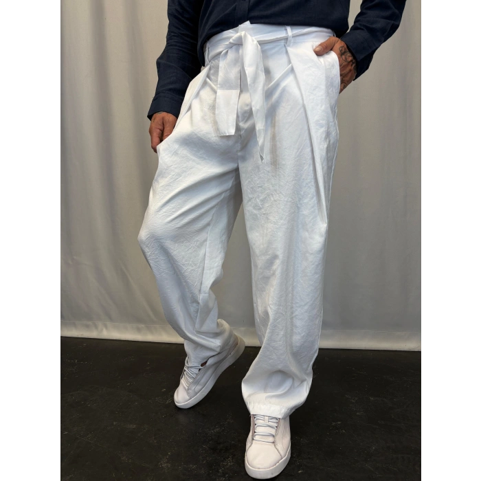 Modal Kumaş Geniş Pileli Pantolon Beyaz