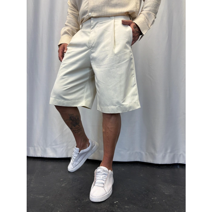 Özel Kesim Pileli Şort Bej