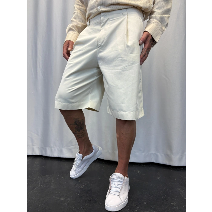 Özel Kesim Pileli Şort Bej