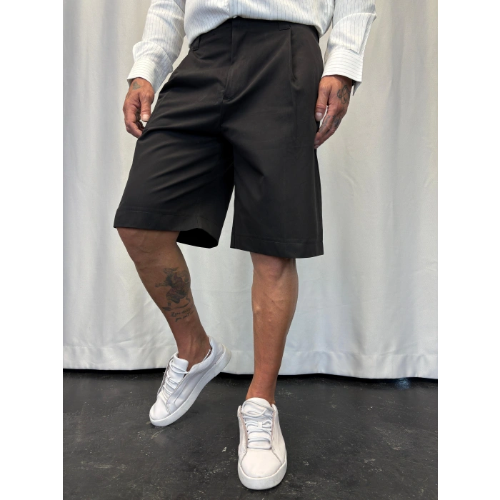 Özel Kesim Pileli Şort Siyah