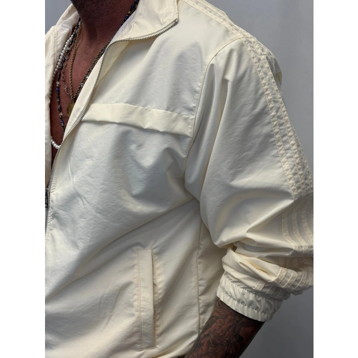 Powder Şerit Detaylı Takım Beyaz