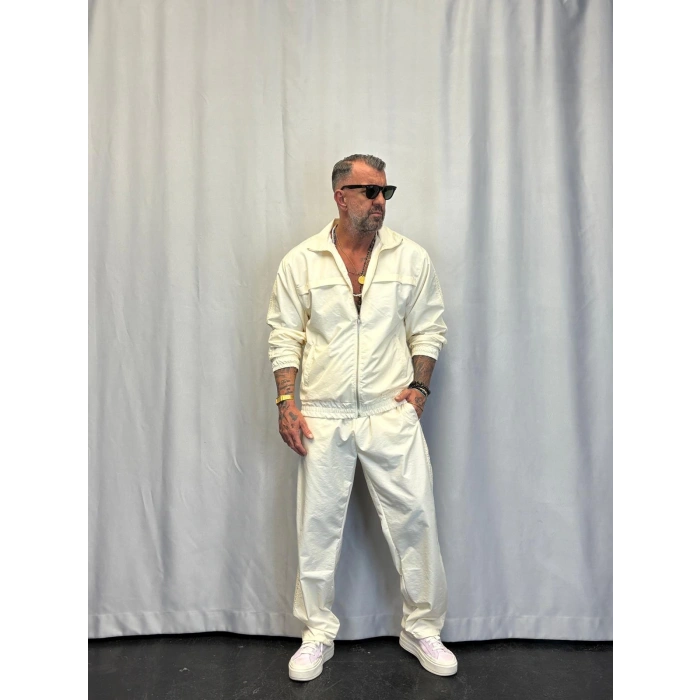 Powder Şerit Detaylı Takım Beyaz