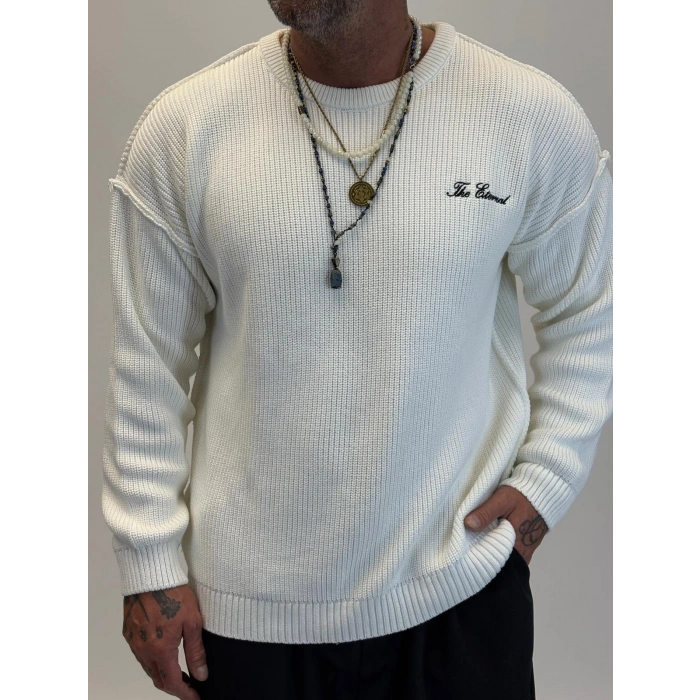 Sırt Nakışlı Kazak Beyaz