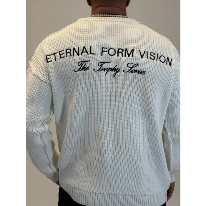 Sırt Nakışlı Kazak Beyaz