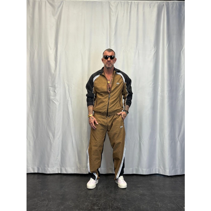 Vintage Şerit Detaylı Takım Camel