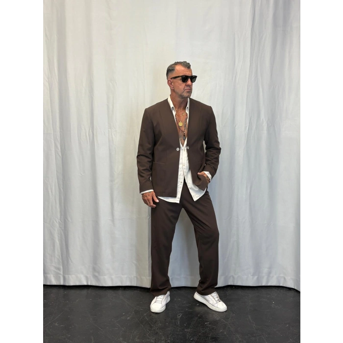 Yakasız Özel Üretim Takım Kahverengi