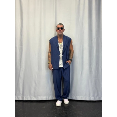 İpek Desenli Düğme Detaylı Takım Lacivert