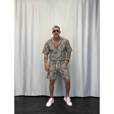 Kapitone Desenli Takım Haki