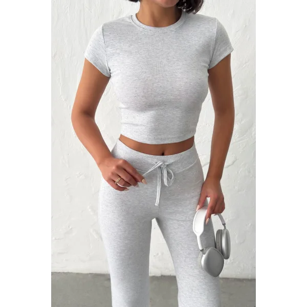 ELORA GRİ TAŞLI CROP T-SHIRT VE İSPANYOL PAÇA TAYT ALT ÜST TAKIM