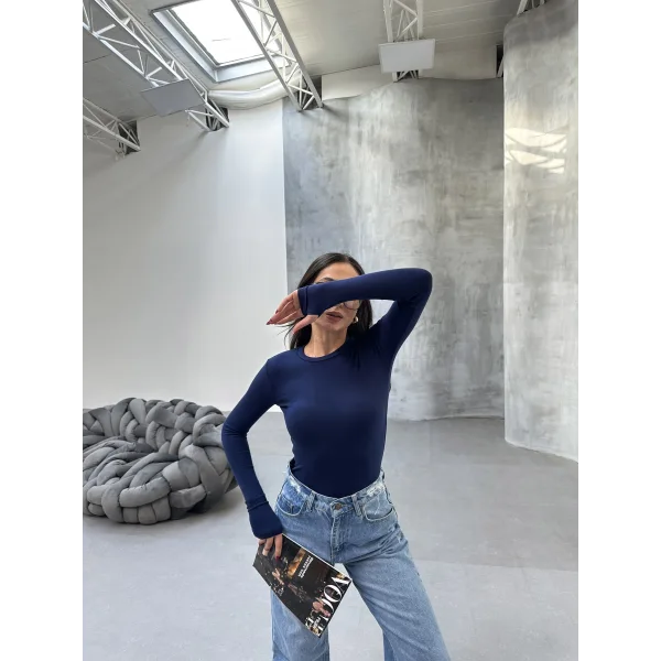 MORA LACİVERT PARMAK DETAYLI BLUZ