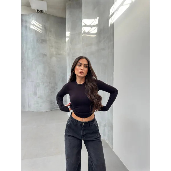 MORA SİYAH PARMAK DETAYLI BLUZ