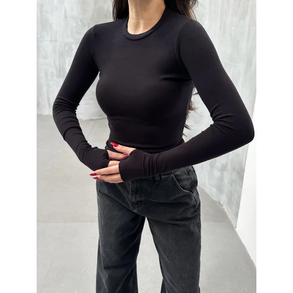 MORA SİYAH PARMAK DETAYLI BLUZ