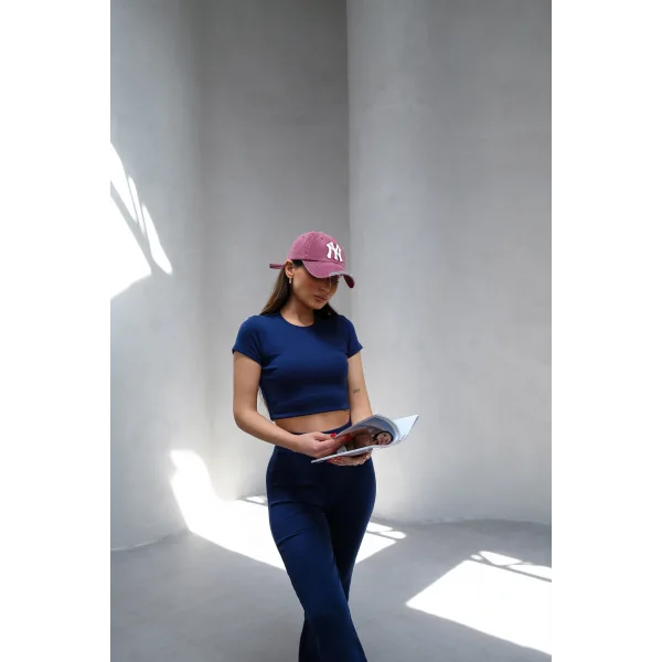 NOVA LACİVERT Y2K CROP TİŞÖRT VE İSPANYOL PAÇA TAYT TAKIM