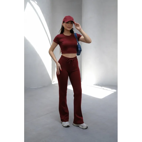 NOVA BORDO Y2K CROP TİŞÖRT VE İSPANYOL PAÇA TAYT TAKIM