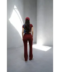 MİLA BORDO Y2K CROP TİŞÖRT VE İSPANYOL PAÇA TAYT TAKIM