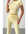 MİLA SARI Y2K CROP TİŞÖRT VE İSPANYOL PAÇA TAYT TAKIM