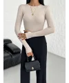 MORA BEJ PARMAK DETAYLI BLUZ