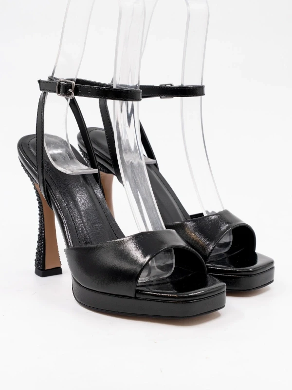 TAŞ DETAY PLATFORM TOPUKLU SANDALET SİYAH