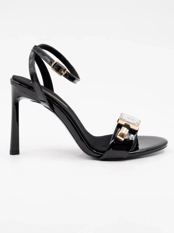 TOKA DETAY RUGAN TOPUKLU SANDALET SİYAH