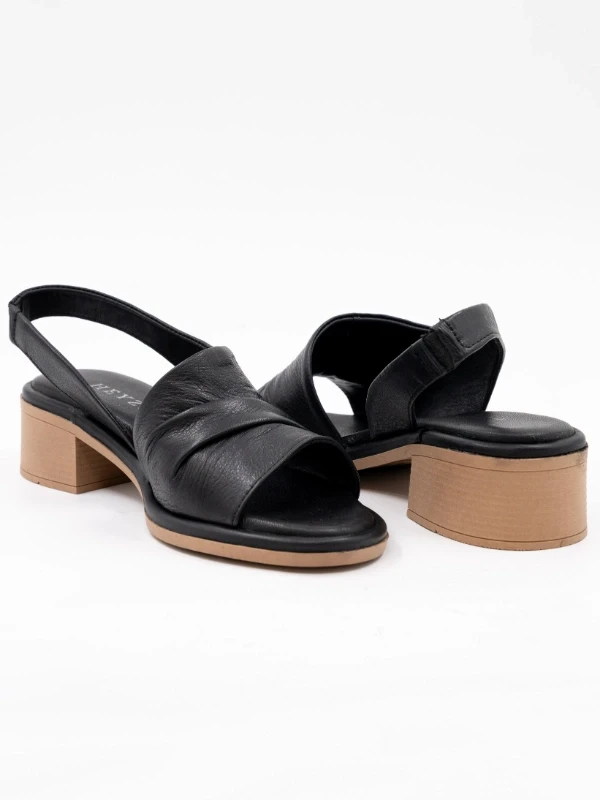 TOPUKLU DERİ SANDALET SİYAH