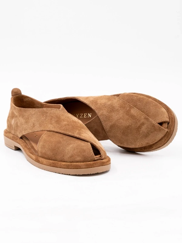 Çapraz Bantlı Süet Deri Sandalet SİGARO