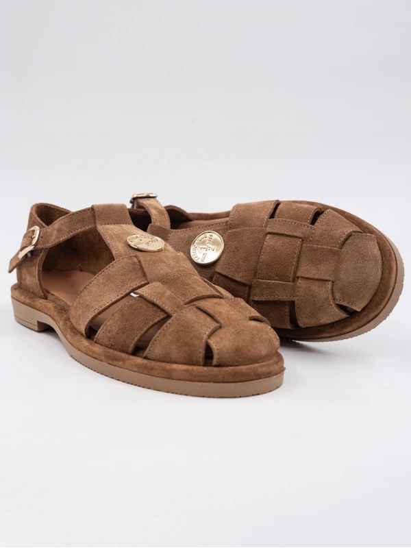 GOLD TOKA DETAYLI SÜET DERİ SANDALET SİGARO