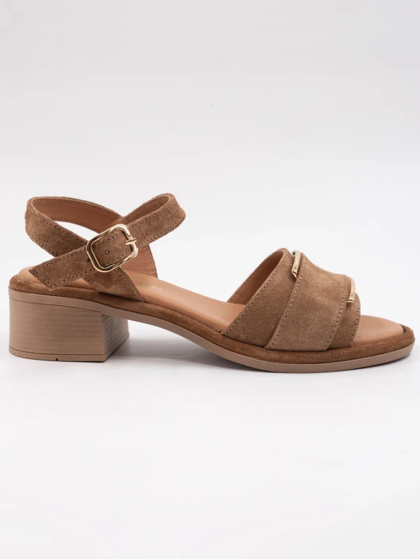 GOLD TOKA DETAY SÜET DERİ SANDALET SİGARO