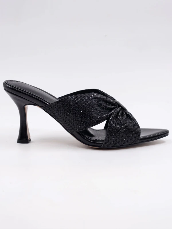 TAŞLI TOPUKLU TERLİK SİYAH