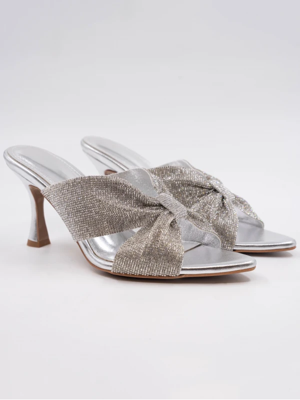 TAŞLI TOPUKLU TERLİK GÜMÜŞ