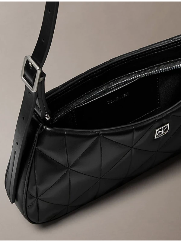Calvin Klein Quilted Small Shoulder Bag SİYAH