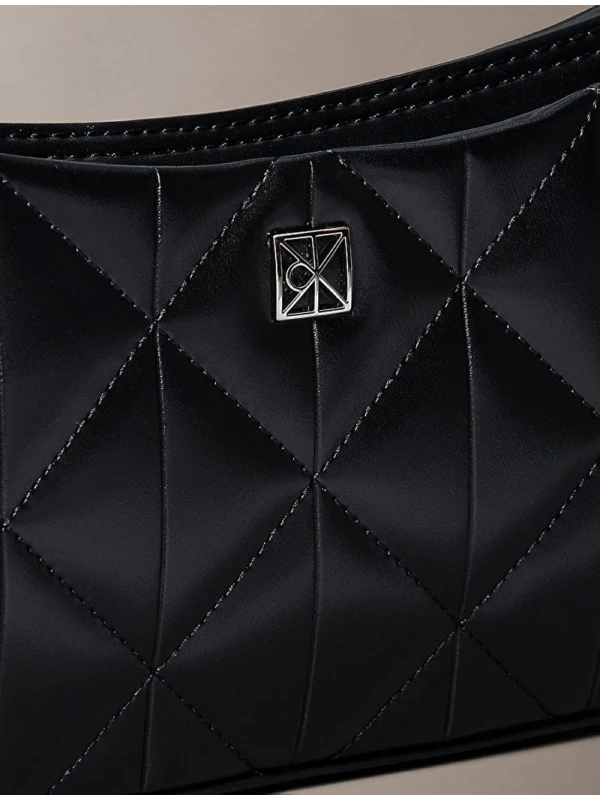 Calvin Klein Quilted Small Shoulder Bag SİYAH