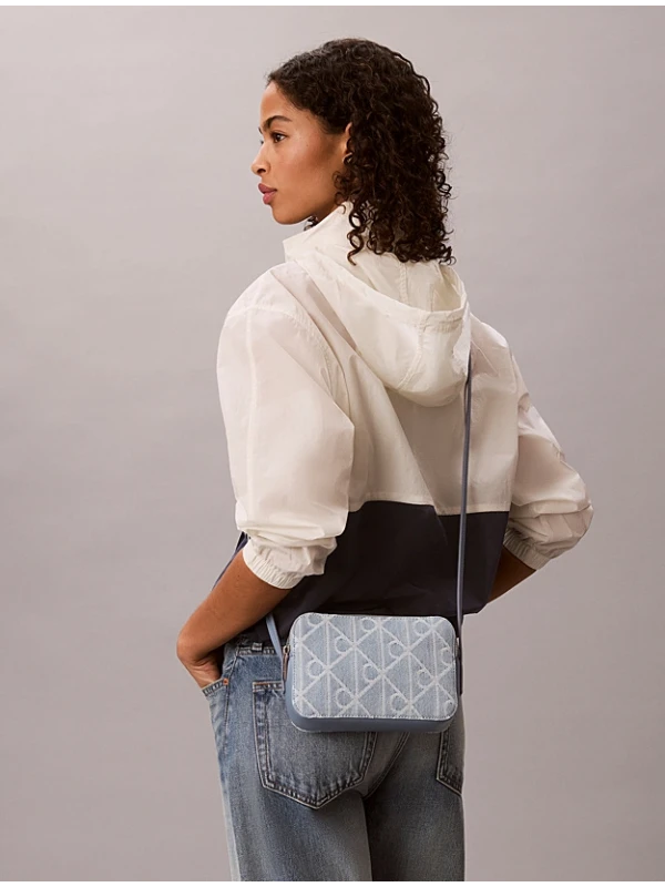 Calvin Klein Emblem Aop Denim Camera Bag BUZ MAVİSİ