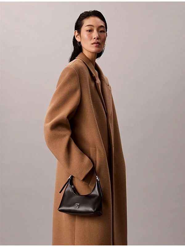 Calvin Klein Emblem Shoulder Bag SİYAH