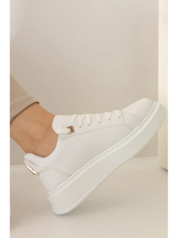 GOLD AKSESUARLI SNEAKER