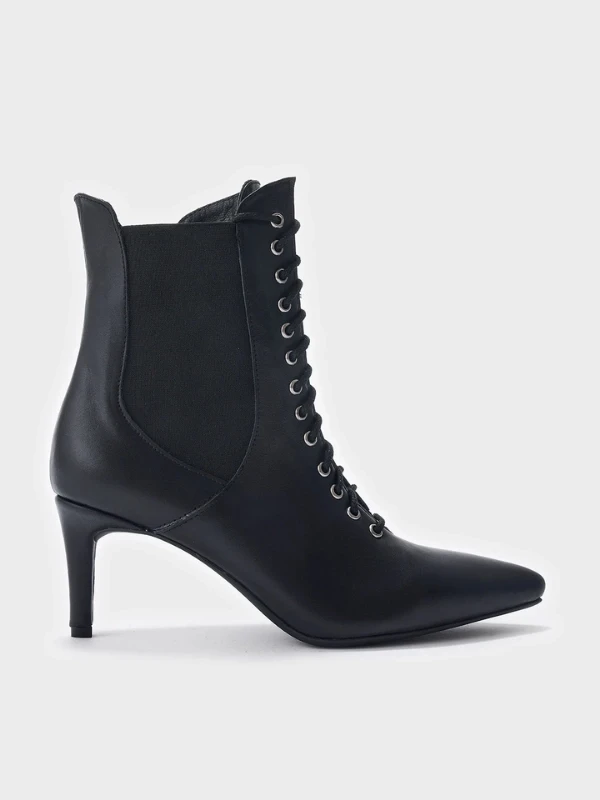 BAĞCIKLI TOPUKLU BOT SİYAH