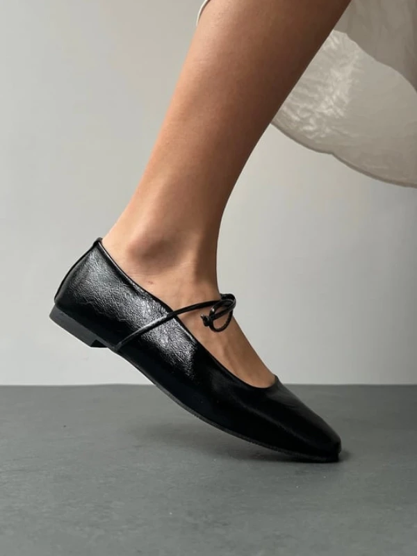 BAĞLI KÜT BURUN BABET SİYAH