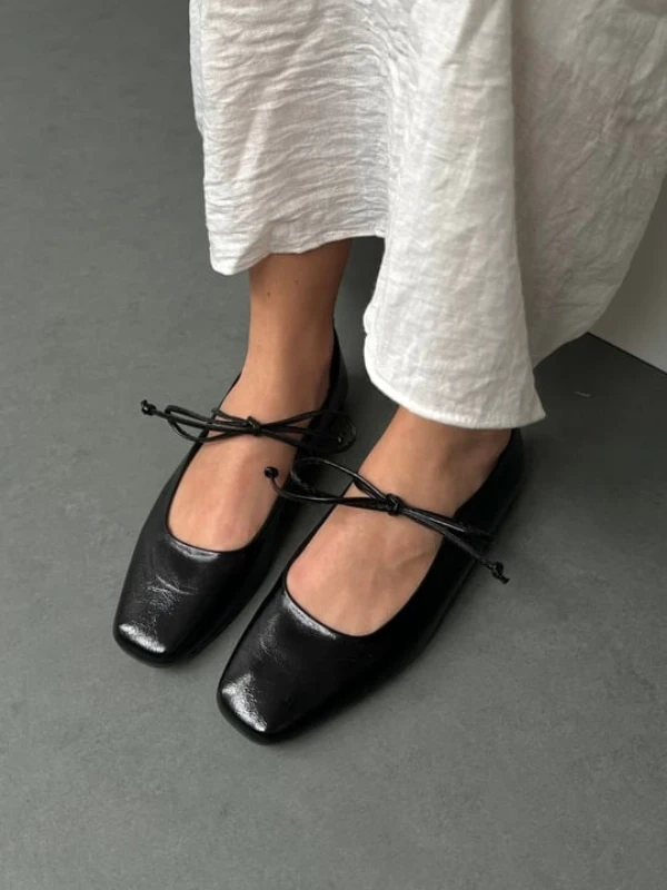 BAĞLI KÜT BURUN BABET SİYAH